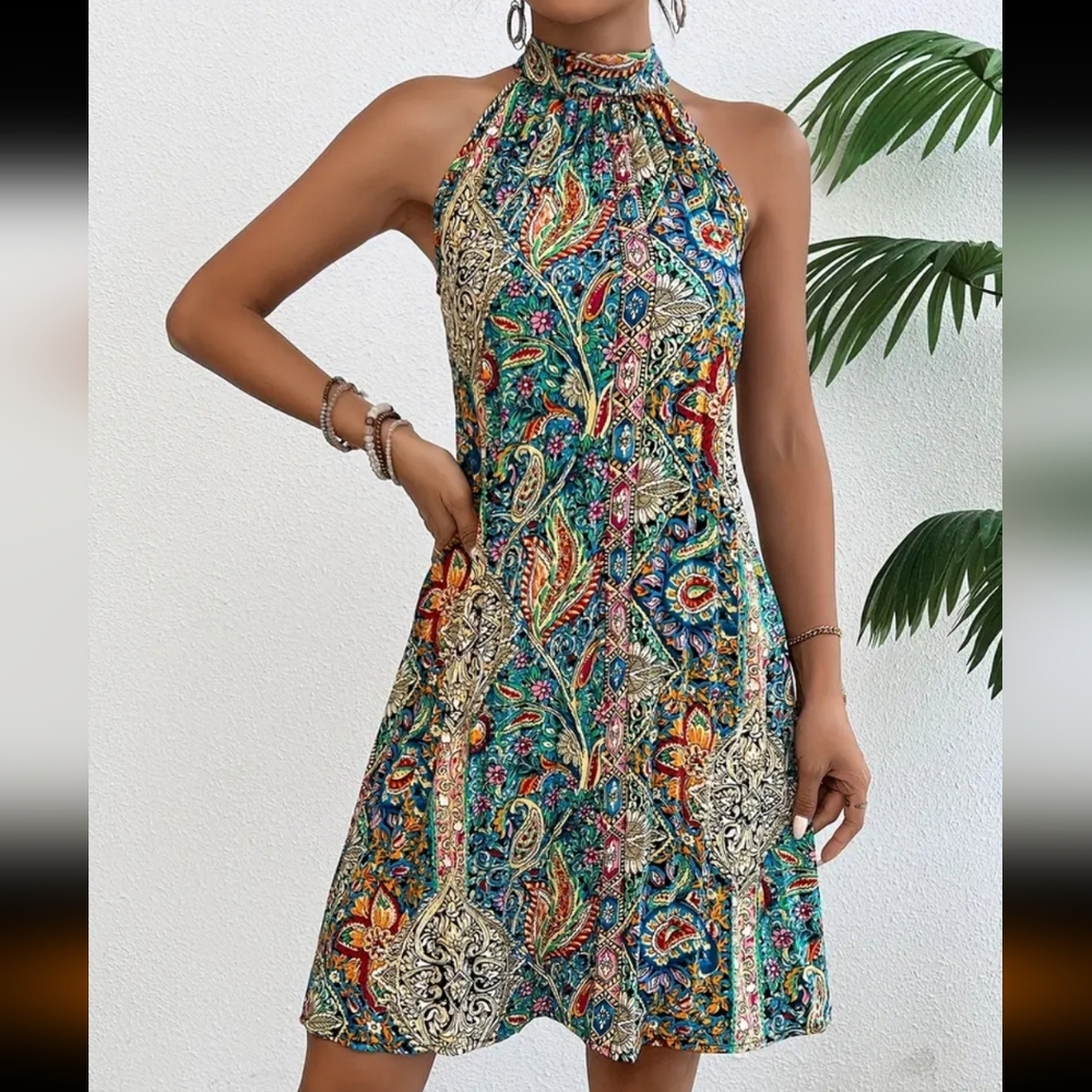 Floral Print Pleated Dress - Picture 1 of 4